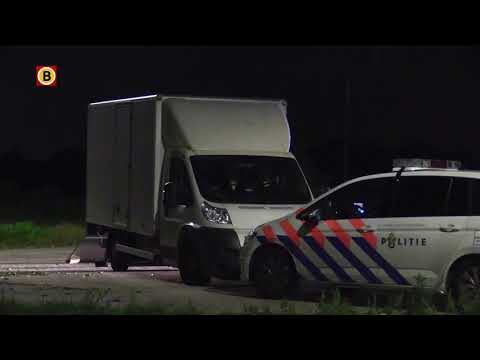 Op de parkeerplaats van RKSV Oisterwijk werd 3000 liter drugsafval gedumpt.