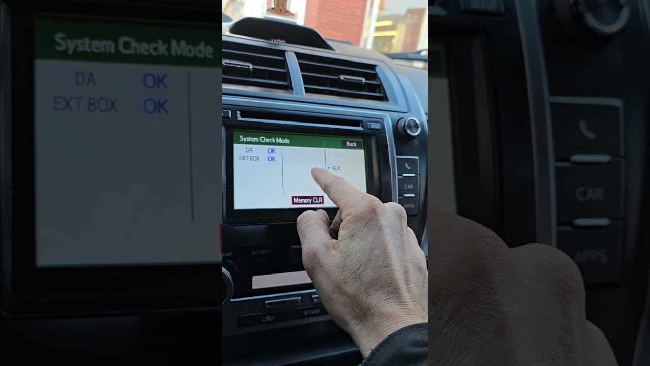 2013 toyota camry radio hidden feature radio not responsive with touch screen or Bluetooth