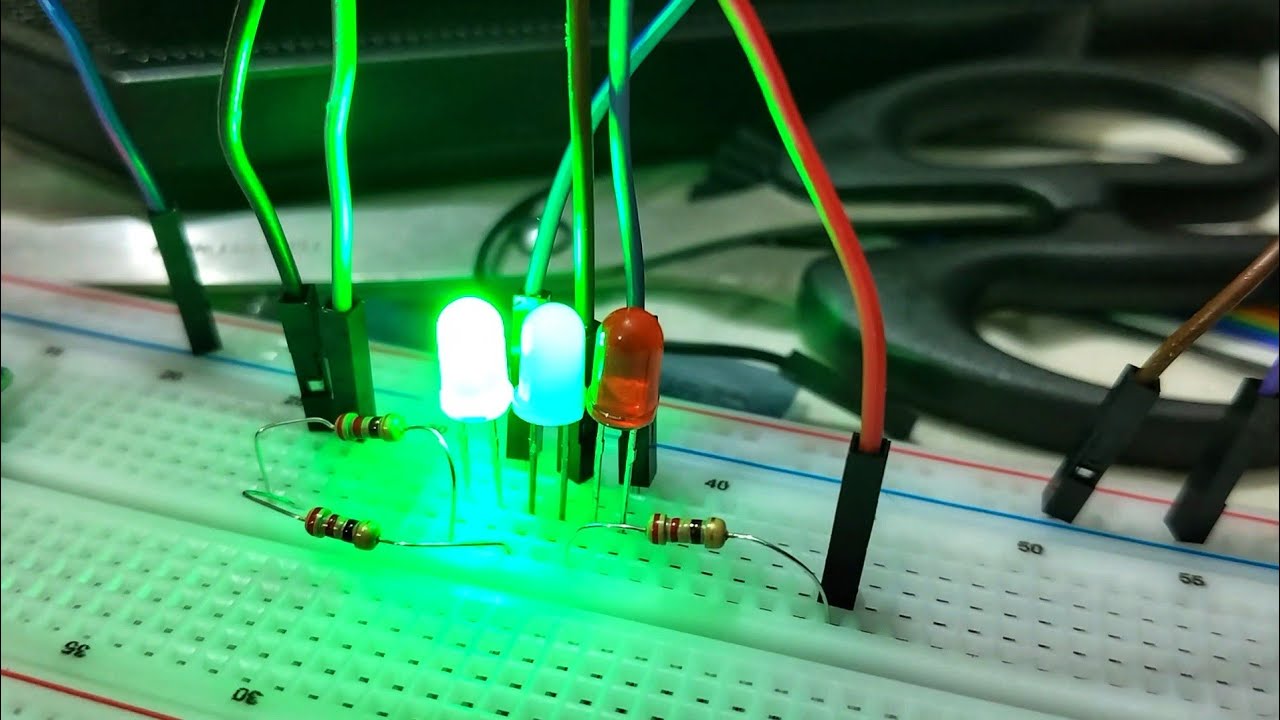 Arduino Nano : Sequential Blinking Bulbs