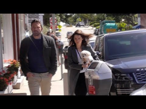 Video: Ben Affleck Und Ana De Armas: Die Fotos Ihrer Romantik