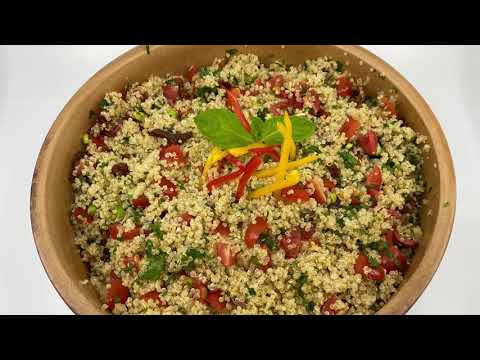 Video: Quinoa Salat Med Mini Blekksprut
