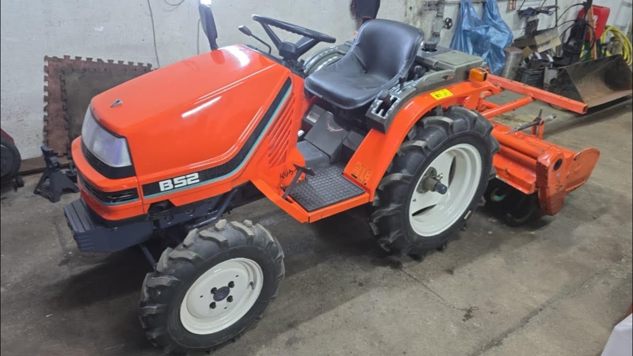 Kubota b52 extended service, maintenance - YouTube