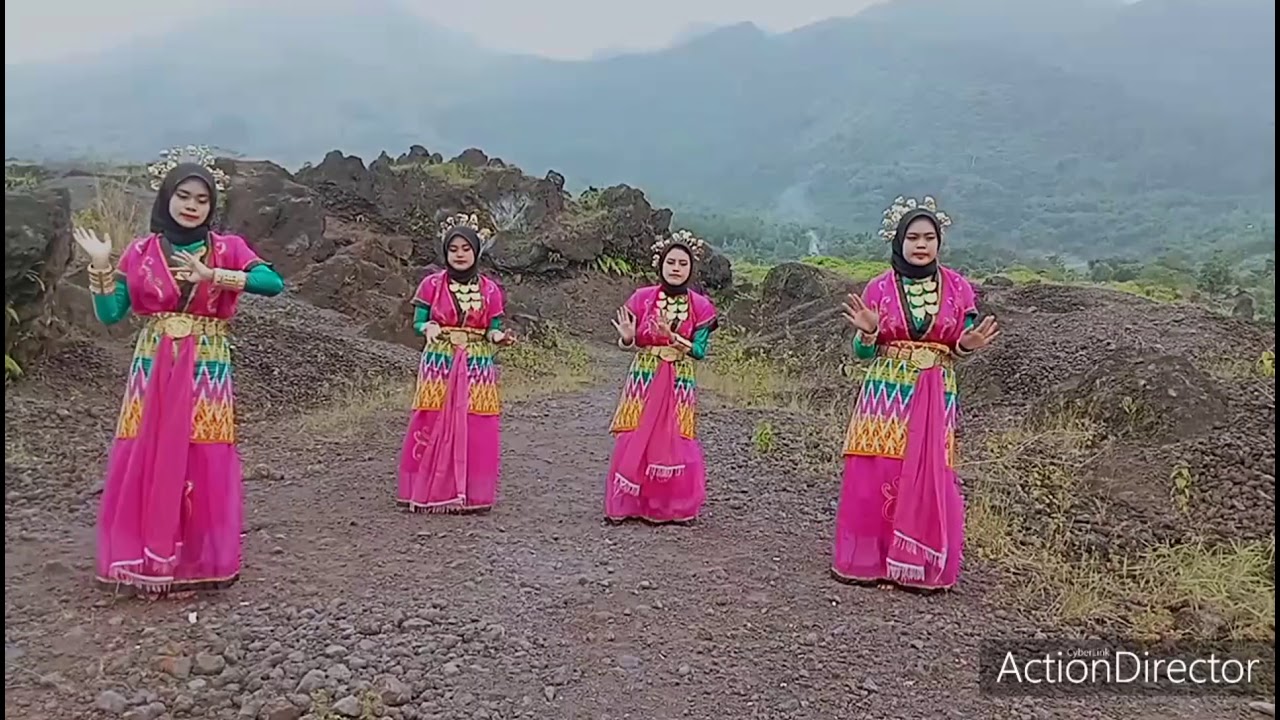 Tari Tulolonna Sulawesi