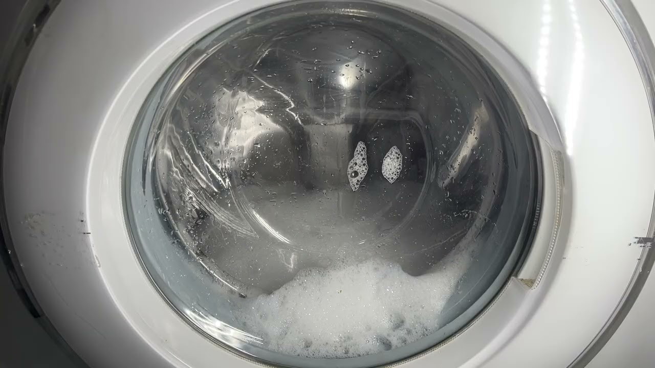 Samsung EcoBubble Cotton 95 Intensive (First maintenance wash)