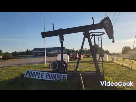 Wooster, Ohio: Purple Pumper
