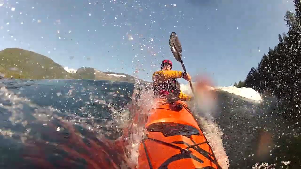 How to surf a standing wave (skook)