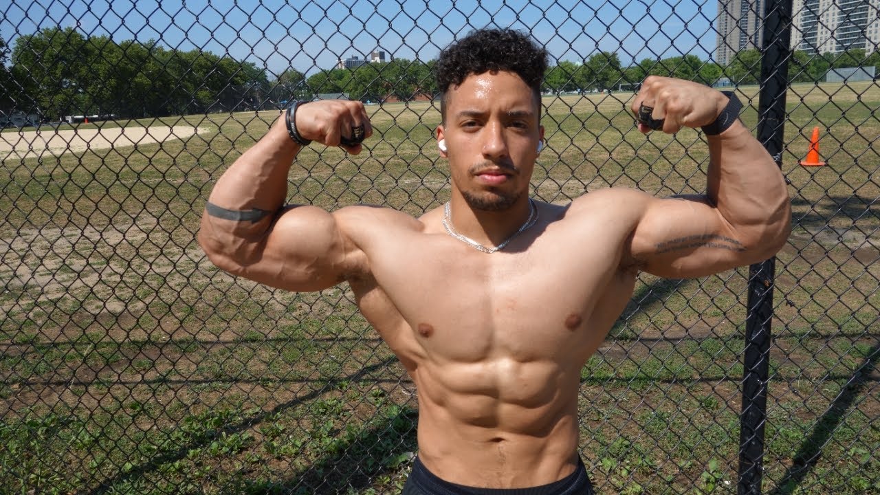 100 Pull ups and 200 Push ups in 10 Minutes a Day Challenge - Los | That's Good Money