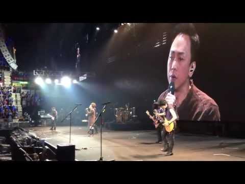 家強於五月天演唱會上獻唱"海闊天空"