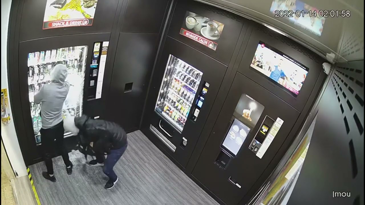 Raid ai distributori automatici