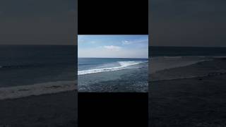 Lost in the rhythm of the waves| #maldivesisland #droneshot #ytshorts #youtubeshorts #vlog #vlogger