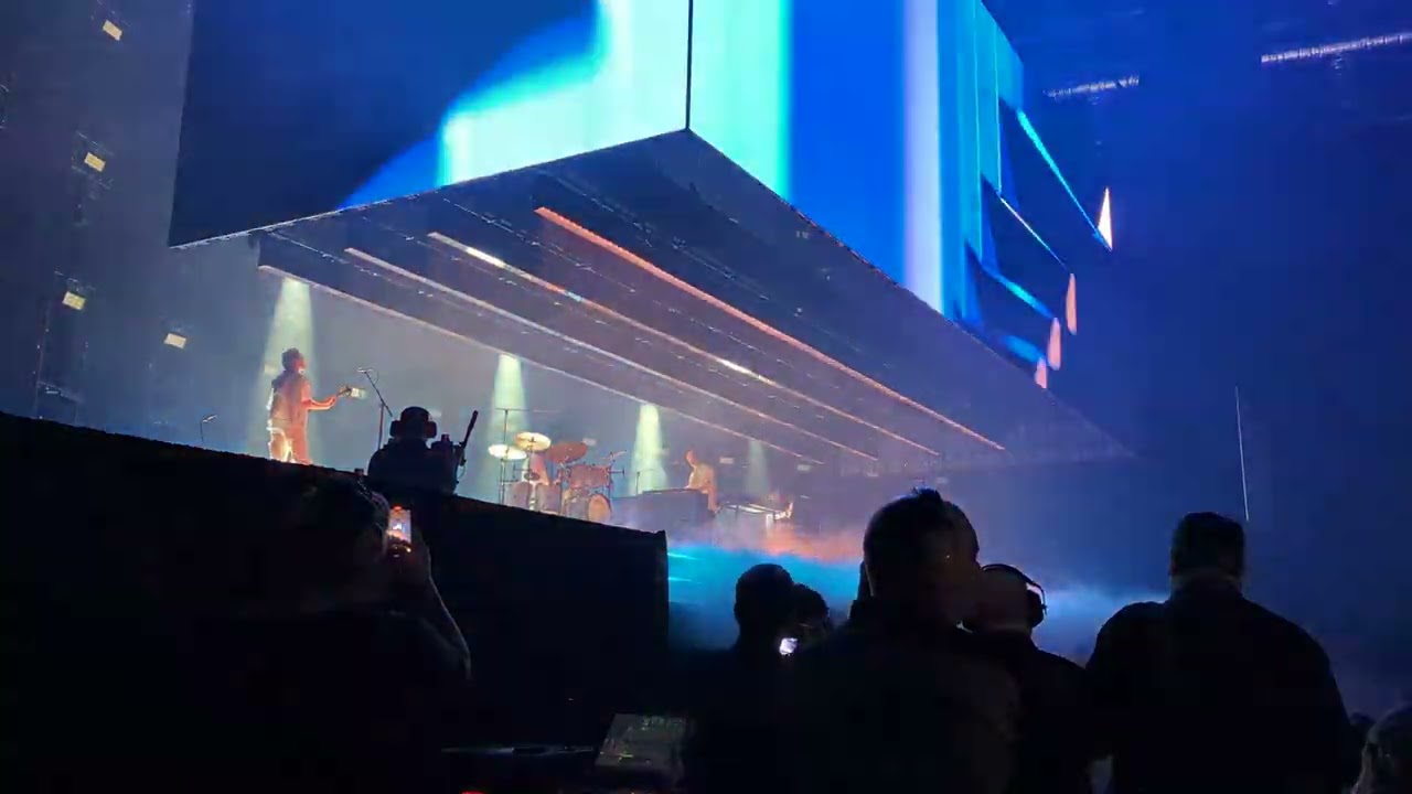 lewis capaldi live in Aberdeen forget me plus tour opening 2023