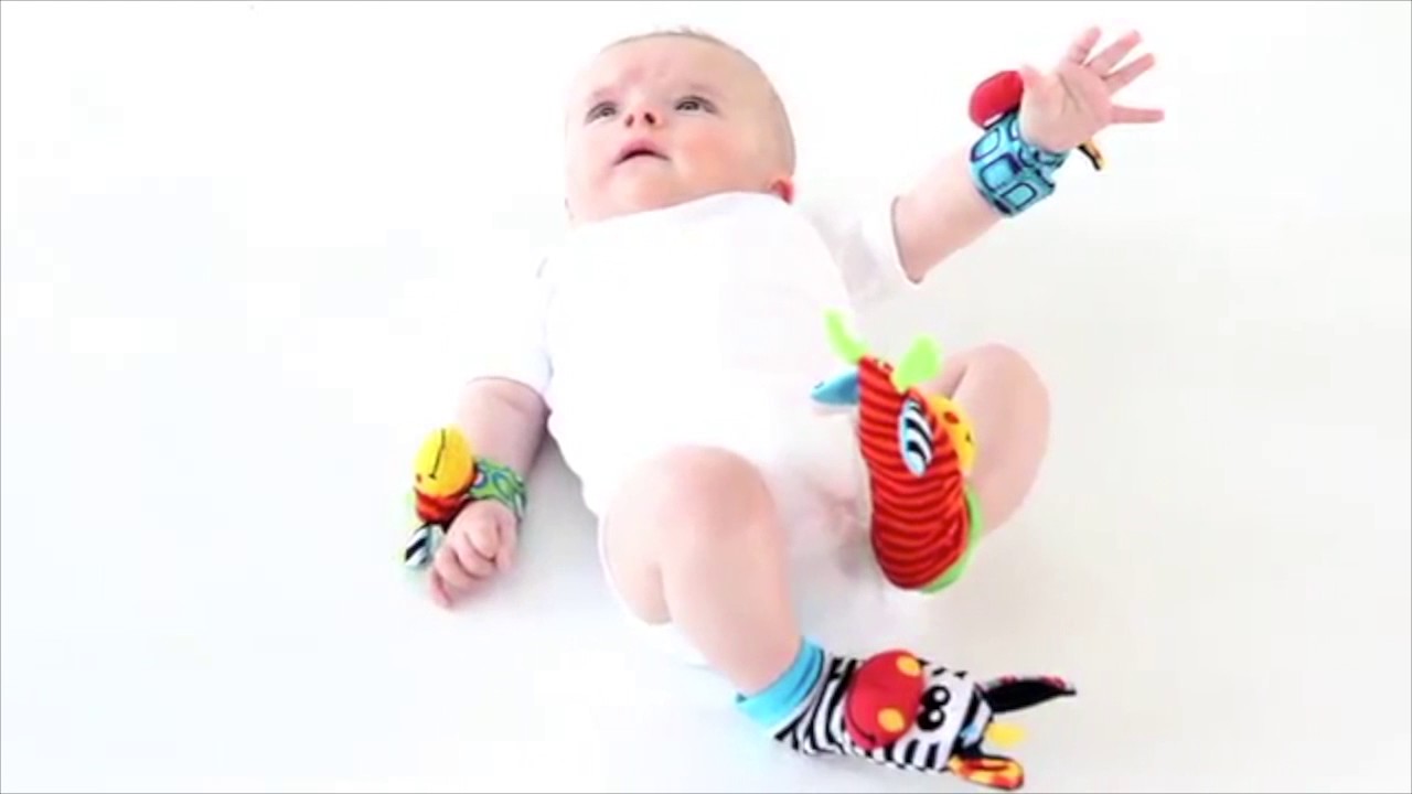 ADORABLE BABY WEARABLE PLUSH TOY