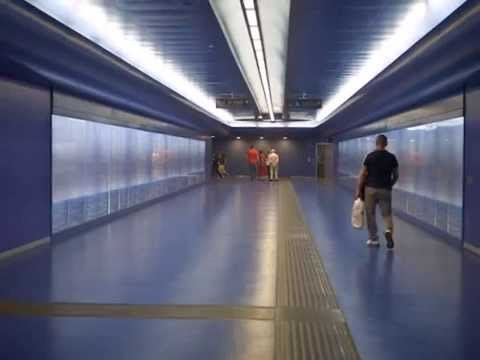 Toledo Metro Station - Станция метро Толедо в Неаполе