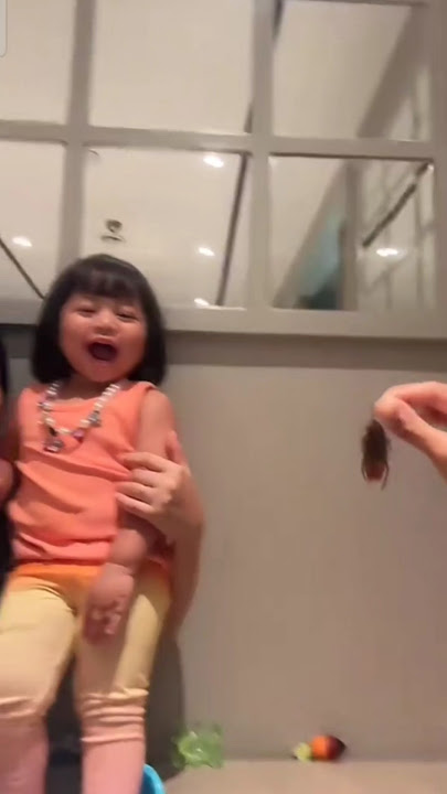 Tteh can't say cockroach sis until I laugh #babylily #ranaimamalika #masyaallahtabarakallah #short