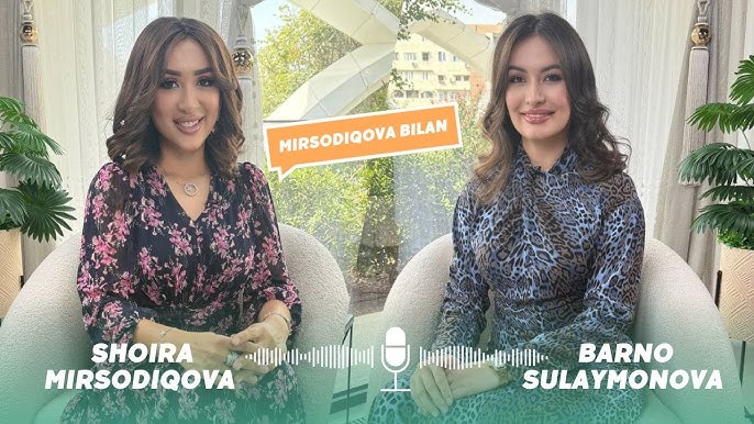 U sikilib ketyapti va telefonda gaplashyapti. U sikilib ketyapti va telefonda gaplashyapti.