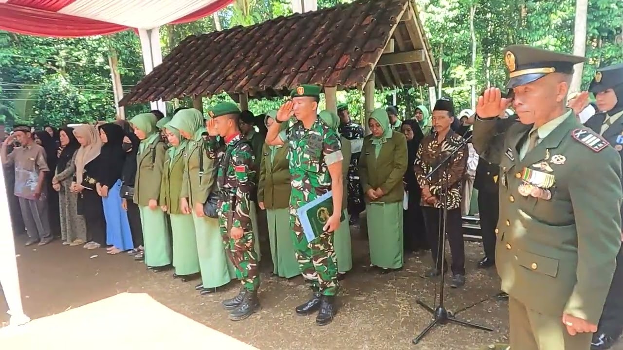 PEMAKAMAN MILITER KOPDA ANUMERTA AMIN NUROHMAN