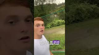 Lirik Motivasi yang Berubah Jadi Momen Tak Terduga di Lapangan! #lucu #lirik #shorts