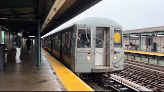 R68 (Q) train via West End arriving and leaving Bay 50th Street