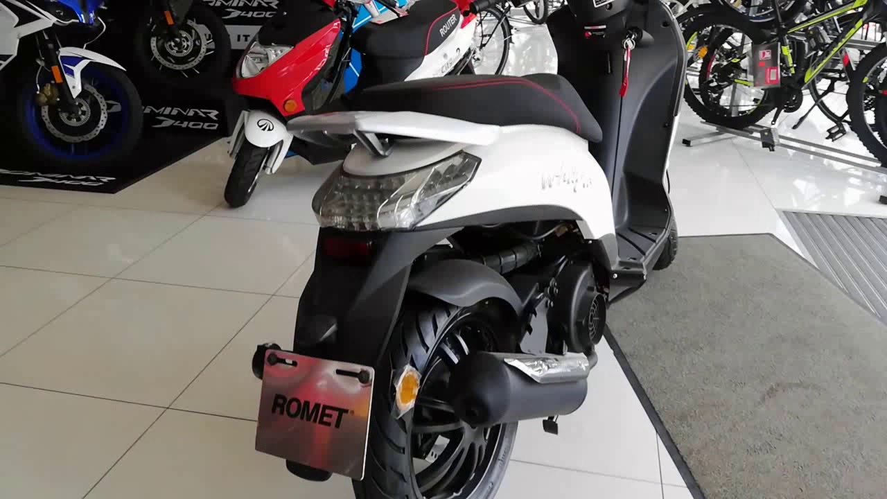Romet White City 125 Scooter // BIKEiM e U // www.romet.at //