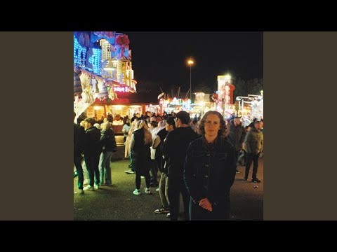Putar Nothing, No-one - Float