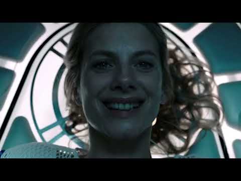 Woman Find Herself Waking Up In A Chamber, Lack Of Oxygen Drives Her Insane