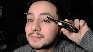 Makeup Artist Monday - How a PRO curls lashes using a HEATED lash curler!