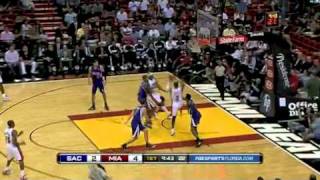 Dwyane Wade - Defense to Offense (Heat vs Kings)