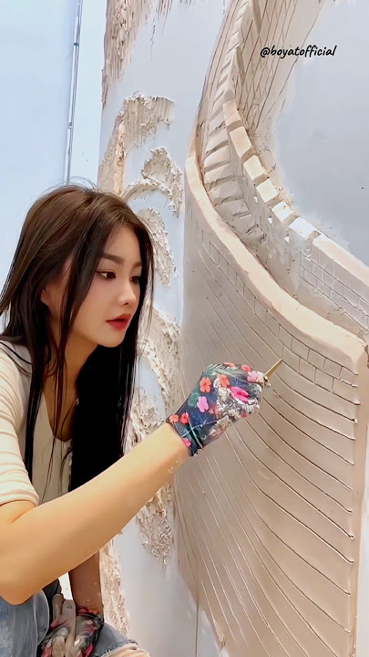 Download lagu wanita cantik ini punya bakat yang luar biasa dia membuat patung kastil istana