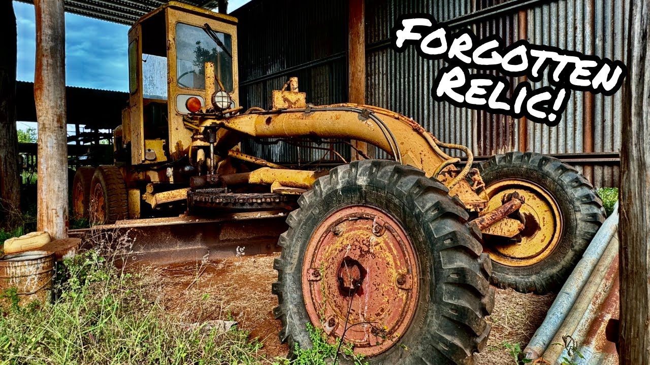 Will it START? 70yr OLD Allis Chalmers Road Grader left Sitting for YEARS!