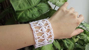 Make a Stylish Crochet Bracelet - DIY Style - Guidecentral