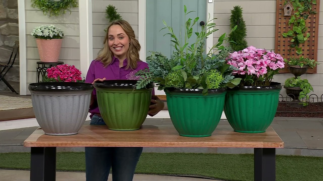 Jennings Set of 2 XL 16" Ribbed Planters on QVC