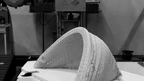Scaffold-free robotic 3D printing of a double-layer Clay shell