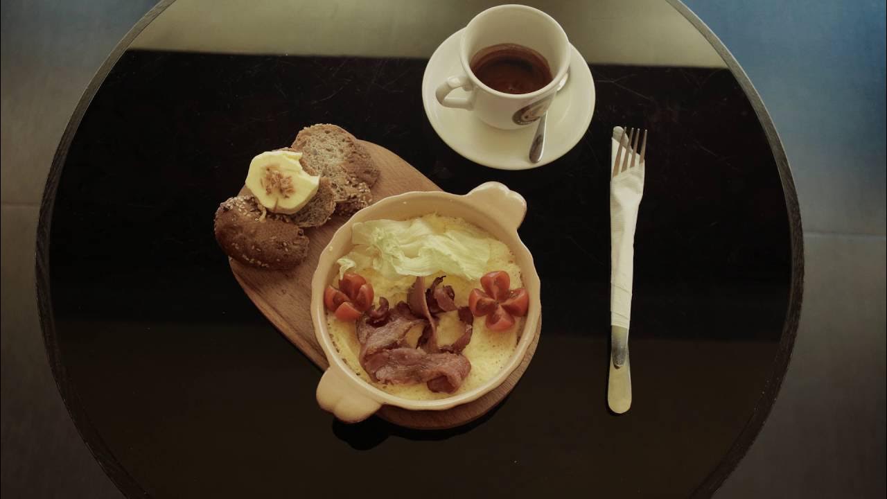 Вкусно и точка во сколько завтрак начинается. Кофе хауз завтраки. кофе хауз меню завтраки. завтрак. национальные завтраки разных стран.