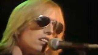 Vignette de la vidéo "Tom Petty & The Heartbreakers - Into The Great Wide Open"