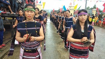 Ngày hội Đại đoàn kết toàn dân tộc/Cồng chiêng Tây Nguyên/ Đội cồng chiêng nữ làng Broch siêu