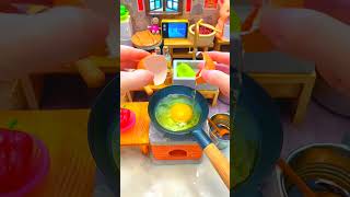 835_My daughter’s mini kitchen is so fun. It’s like an omelette artifact. The mini kitchen is a real