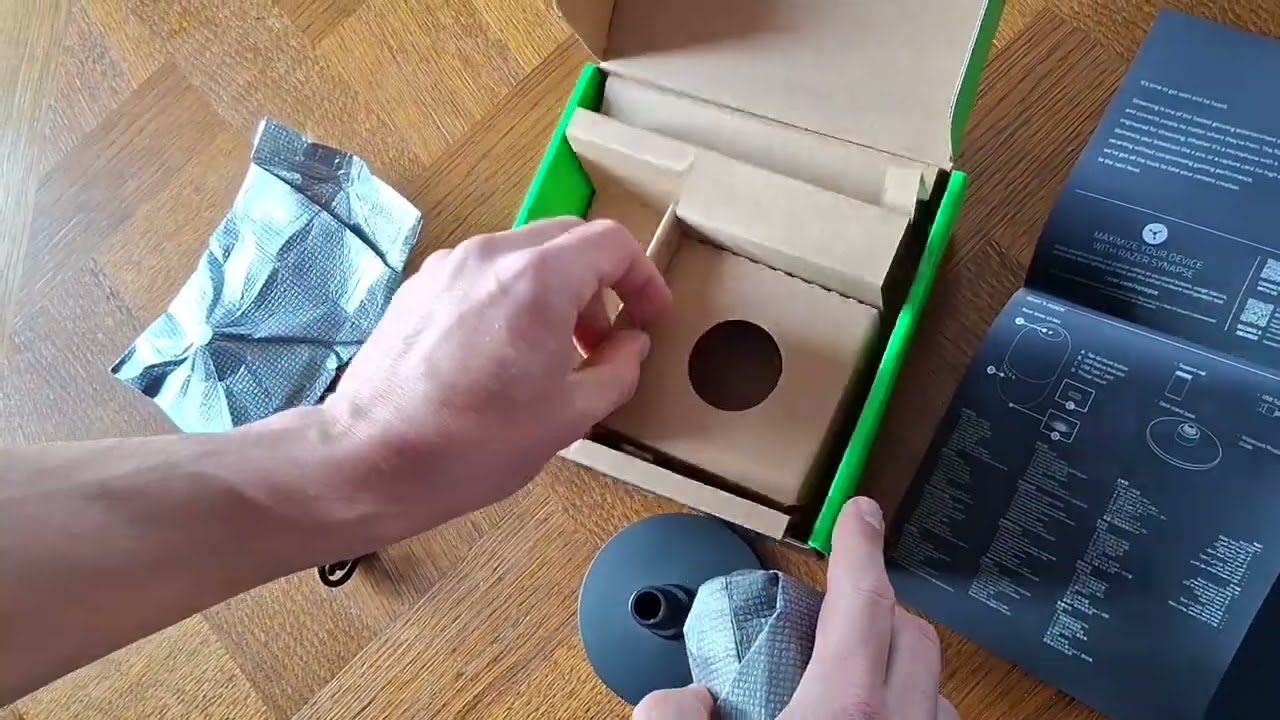 Миниатюрный USB-микрофон Razer Seiren V3 — обзор и тестирование.