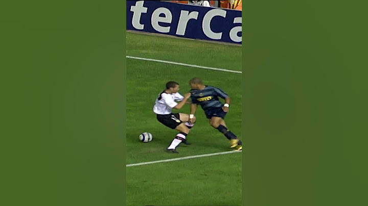 Adriano's unforgettable 360-Roulette nutmeg!? 😱