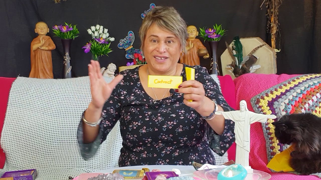 Pisces Reading October 2018 - Lesley Ormsby.