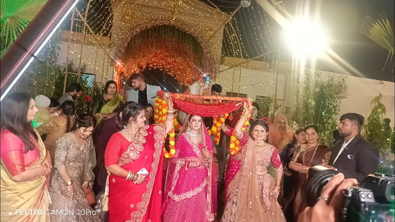 सभी कलाकारों से मिलिए रीना बल्हारा की शादी में #manjukarelavlogs #haryanvinatak #reenabalhara 