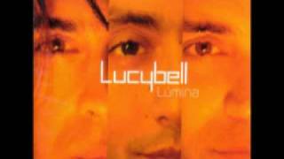 Video thumbnail of "Ojos del silencio - Lucybell"
