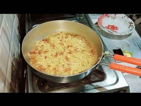 Tasty Maggi Banti Hui kha kar maja ajya ga ispecial maggi khasa bnaya