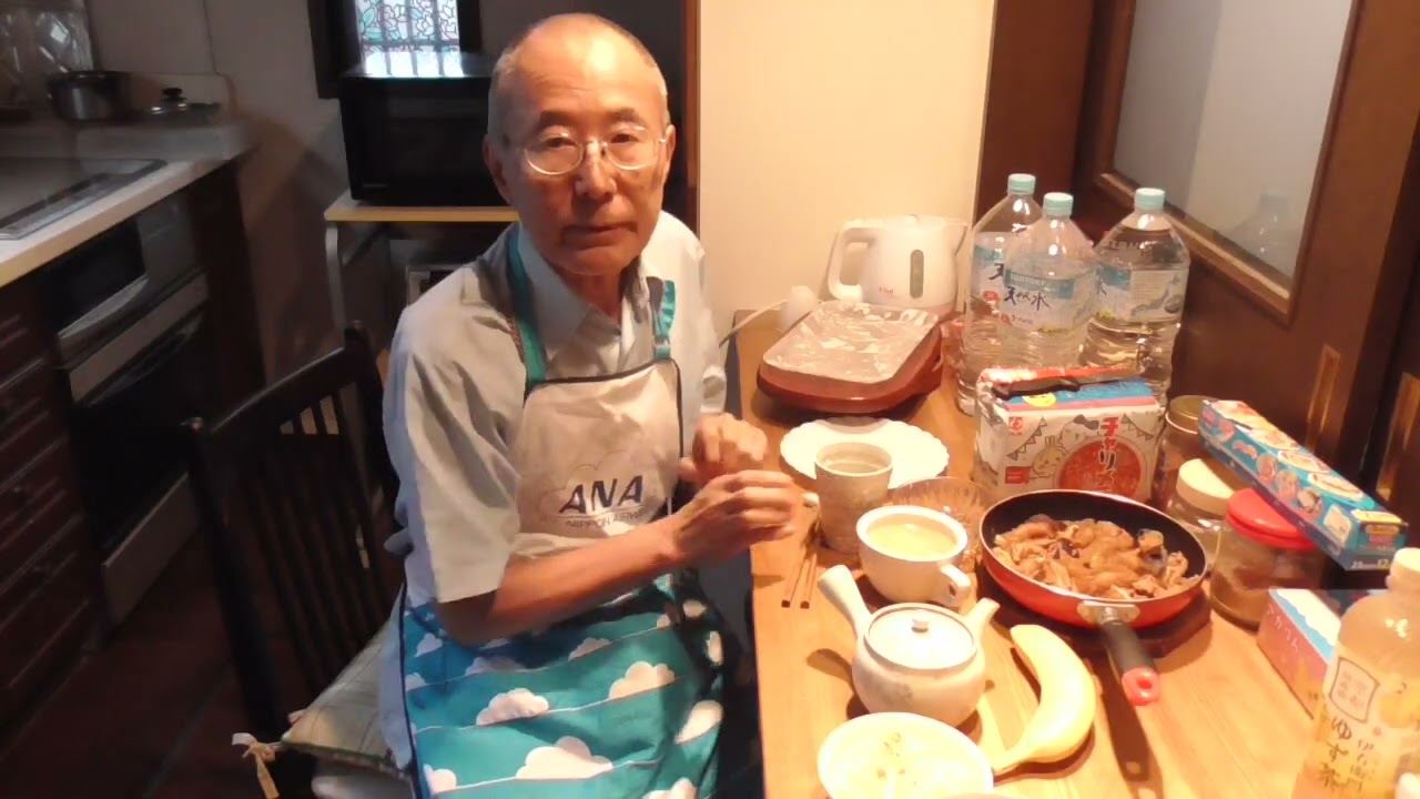 Cooking] Koroton Sukiyaki [Dining] - YouTube