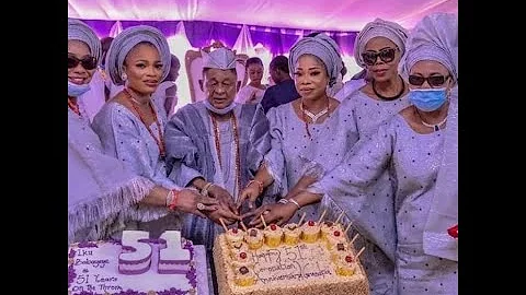 Meet The Beautiful Wives Of Late Alaafin Of Oyo, Oba Lamidi Adeyemi III