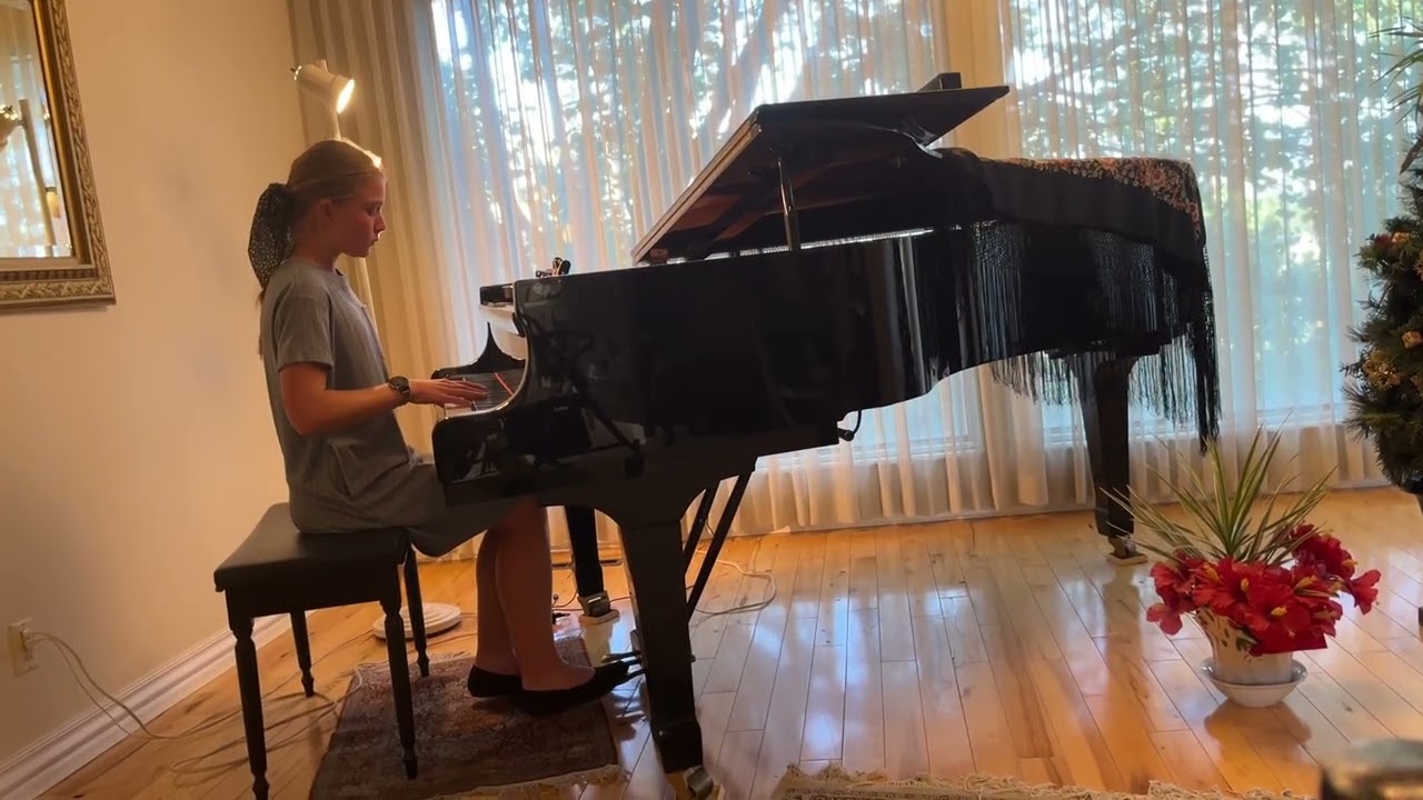 Gracie Starr performs Tarantella by Pieczonka