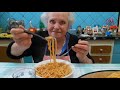 ¡Fideos y salsa casera e italiana! (cortados con la guitarra)- Receta de la nonna Violetta