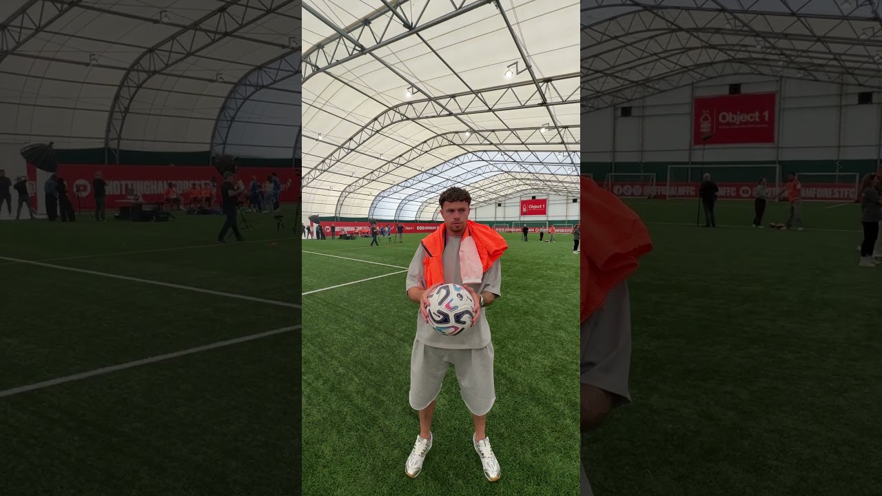 The lads take on the Whitney Houston challenge. 😅