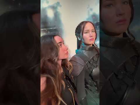 هنا الزاهد مع جينيفر لورانس