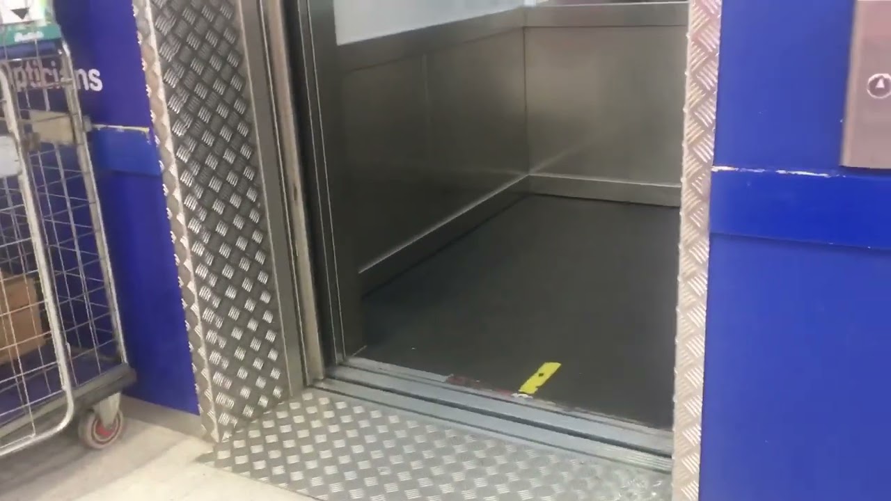 Unknown Elevators at Boots in Oxford
