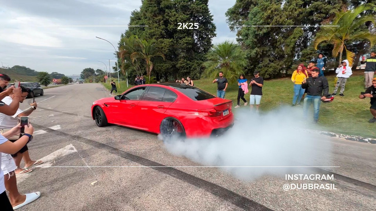 BMW M5 FAZENDO MUITA FUMAÇA NA SAIDA!